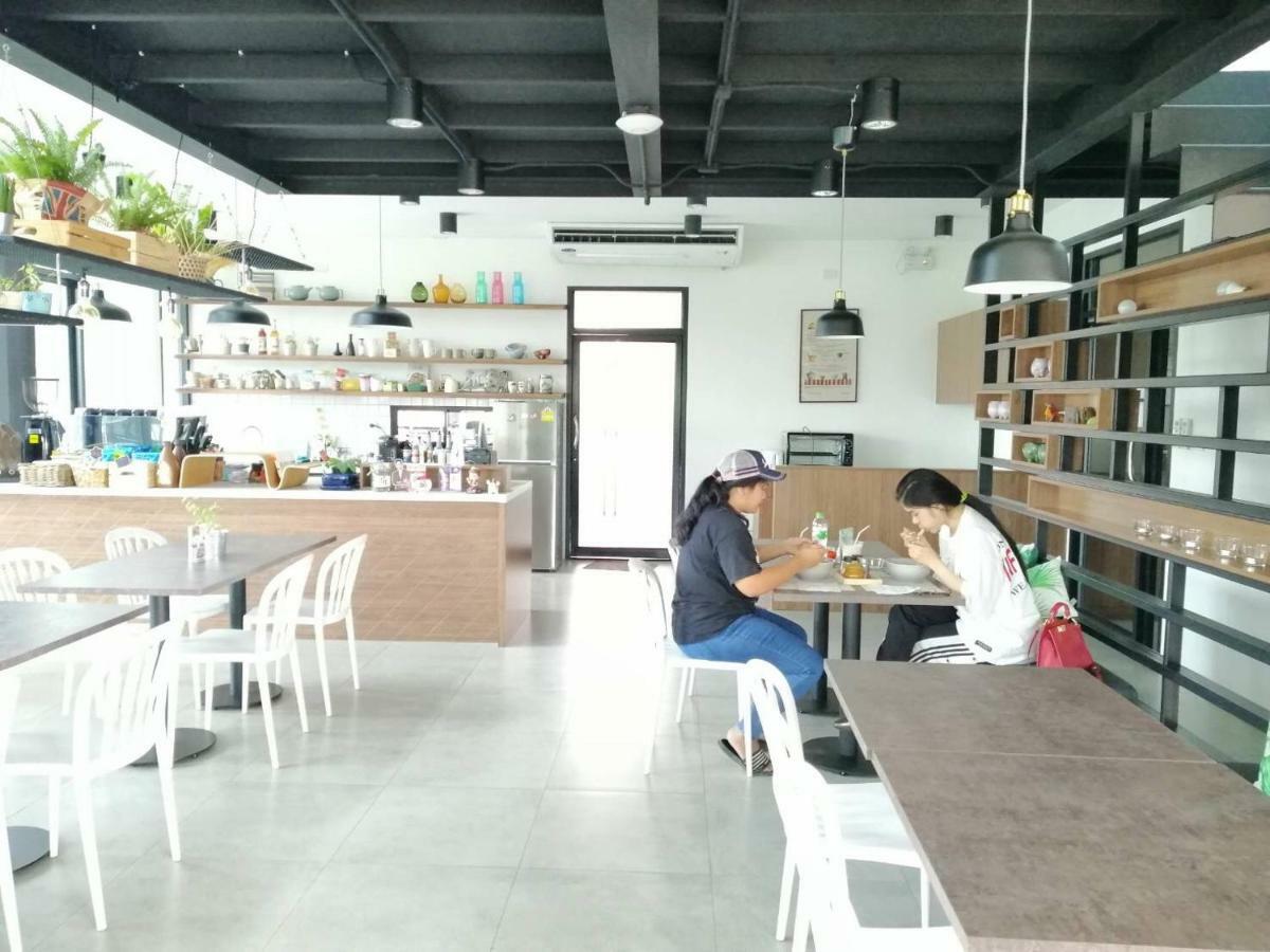 บ้านแม่ สุวรรณภูมิแอร์พอร์ต กรุงเทพมหานคร ภายนอก รูปภาพ