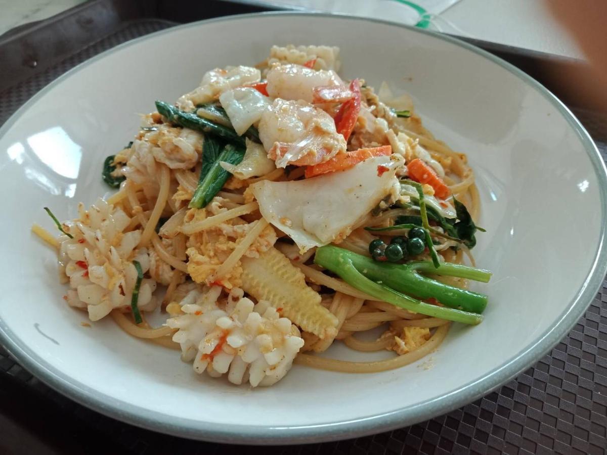 บ้านแม่ สุวรรณภูมิแอร์พอร์ต กรุงเทพมหานคร ภายนอก รูปภาพ